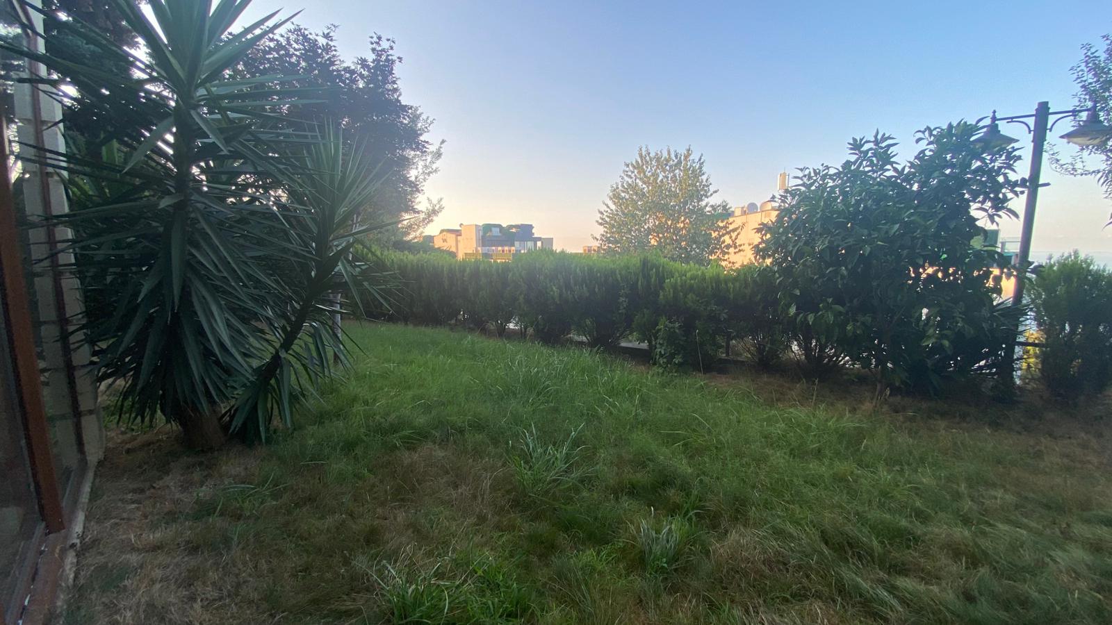 YALINCAK PARK EVLER 2'DE SATILIK TRİPLEKS VİLLA